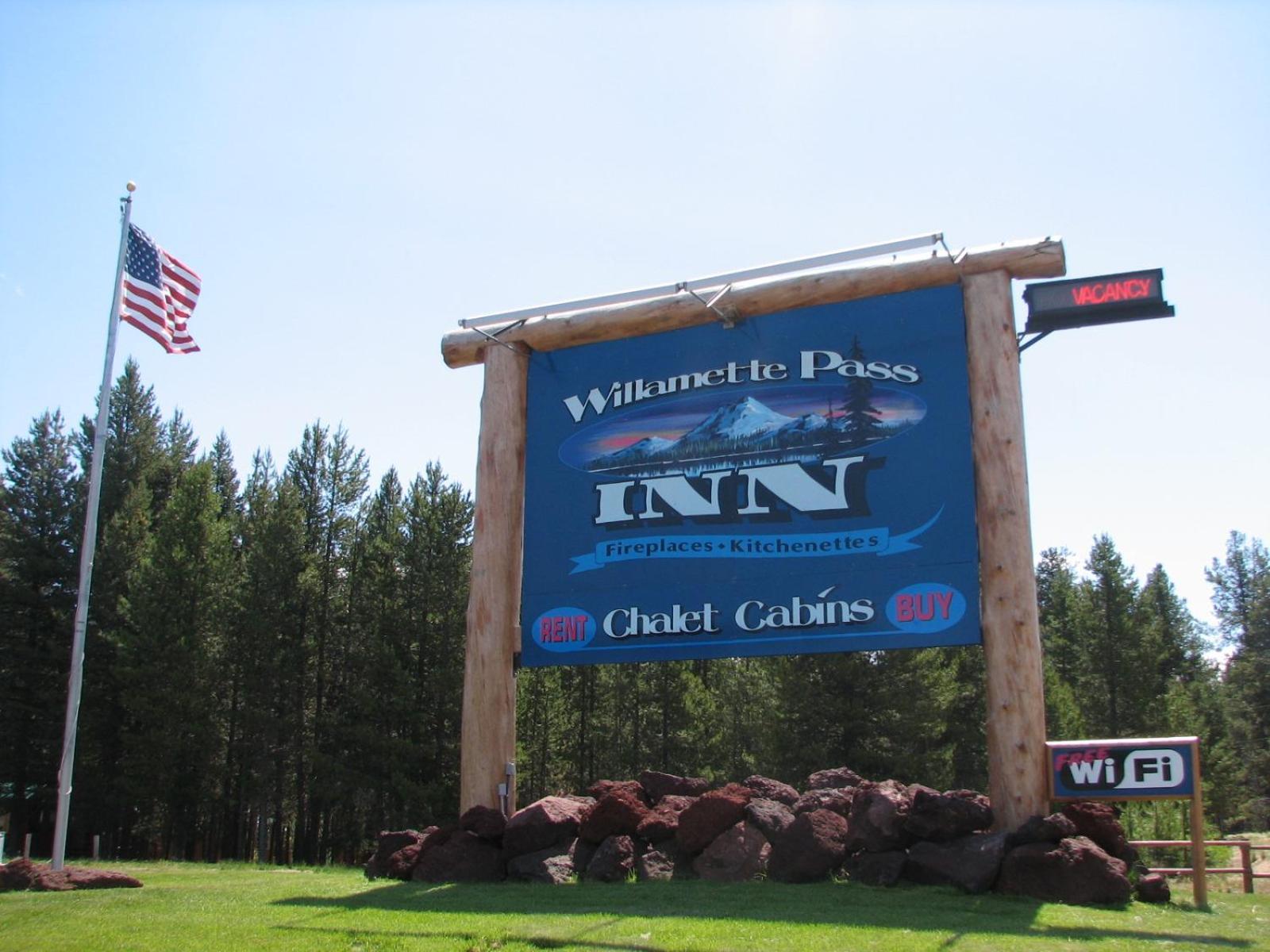 Willamette Pass Inn & Chalets Odell Lake 외부 사진