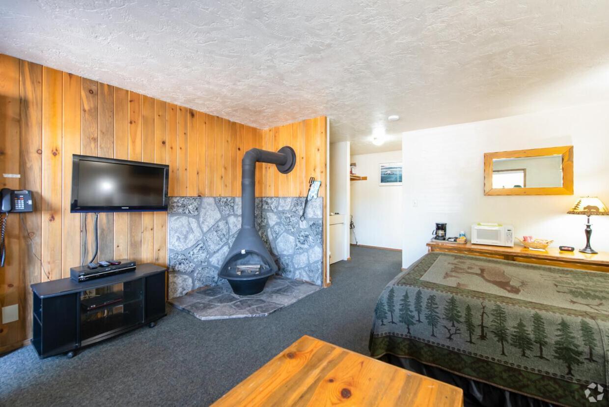 Willamette Pass Inn & Chalets Odell Lake 외부 사진